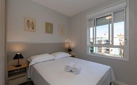 Apartamento lindo e completo ao lado da PUC